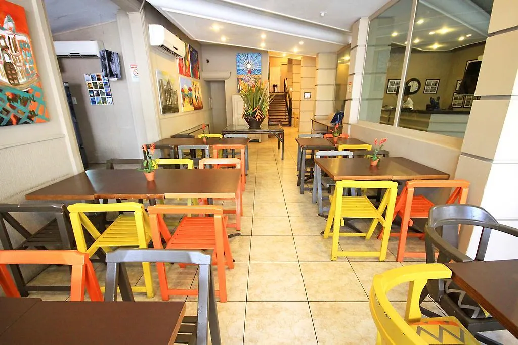 Hotel Des Arts Super Economico Recife 0*,